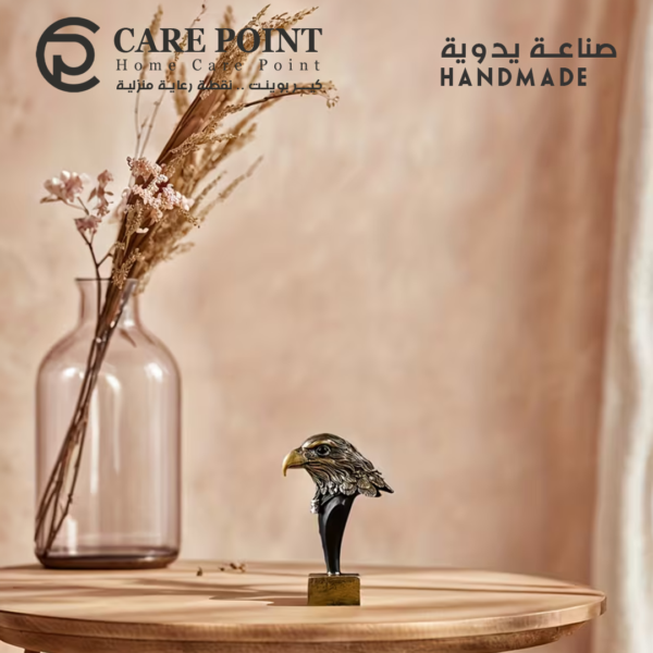 تمثال رأس الصقر للديكور المكتبي